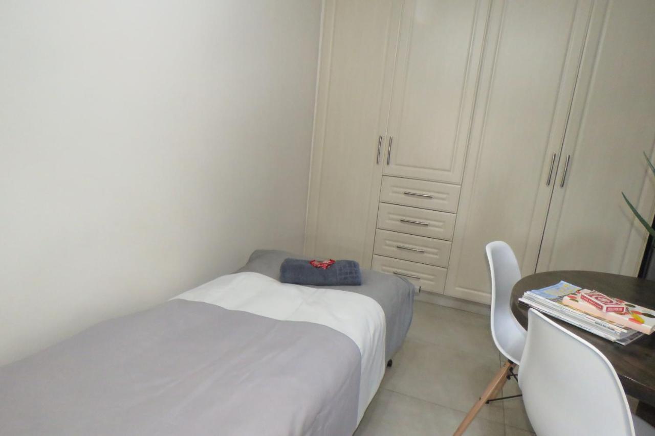 The Bunker Villa Champagne Valley Екстериор снимка