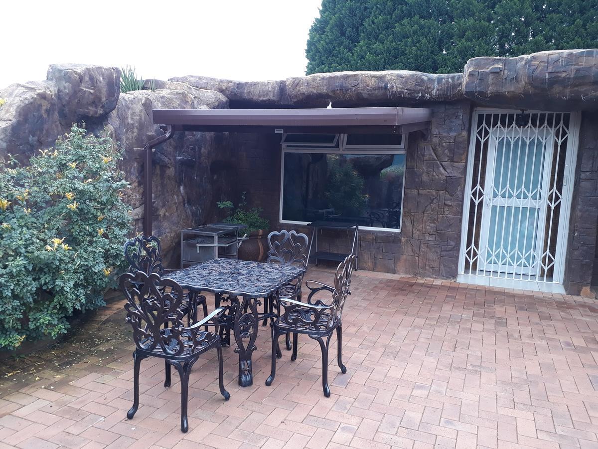 The Bunker Villa Champagne Valley Екстериор снимка