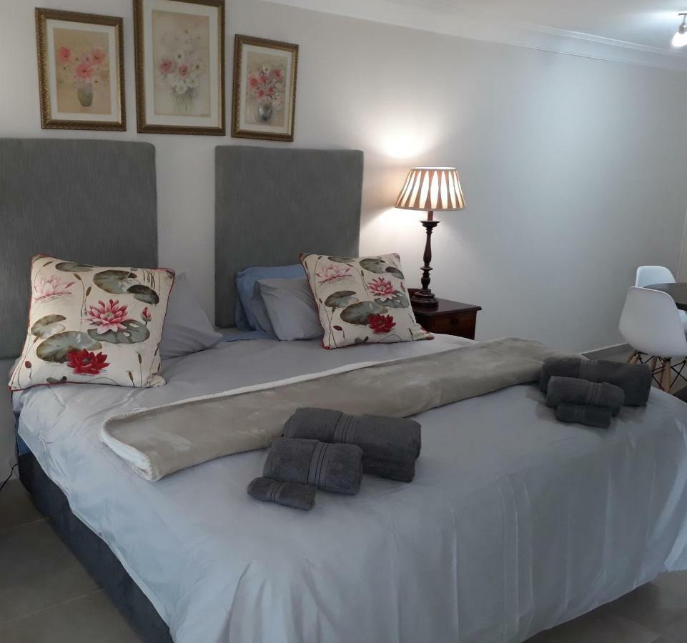 The Bunker Villa Champagne Valley Екстериор снимка