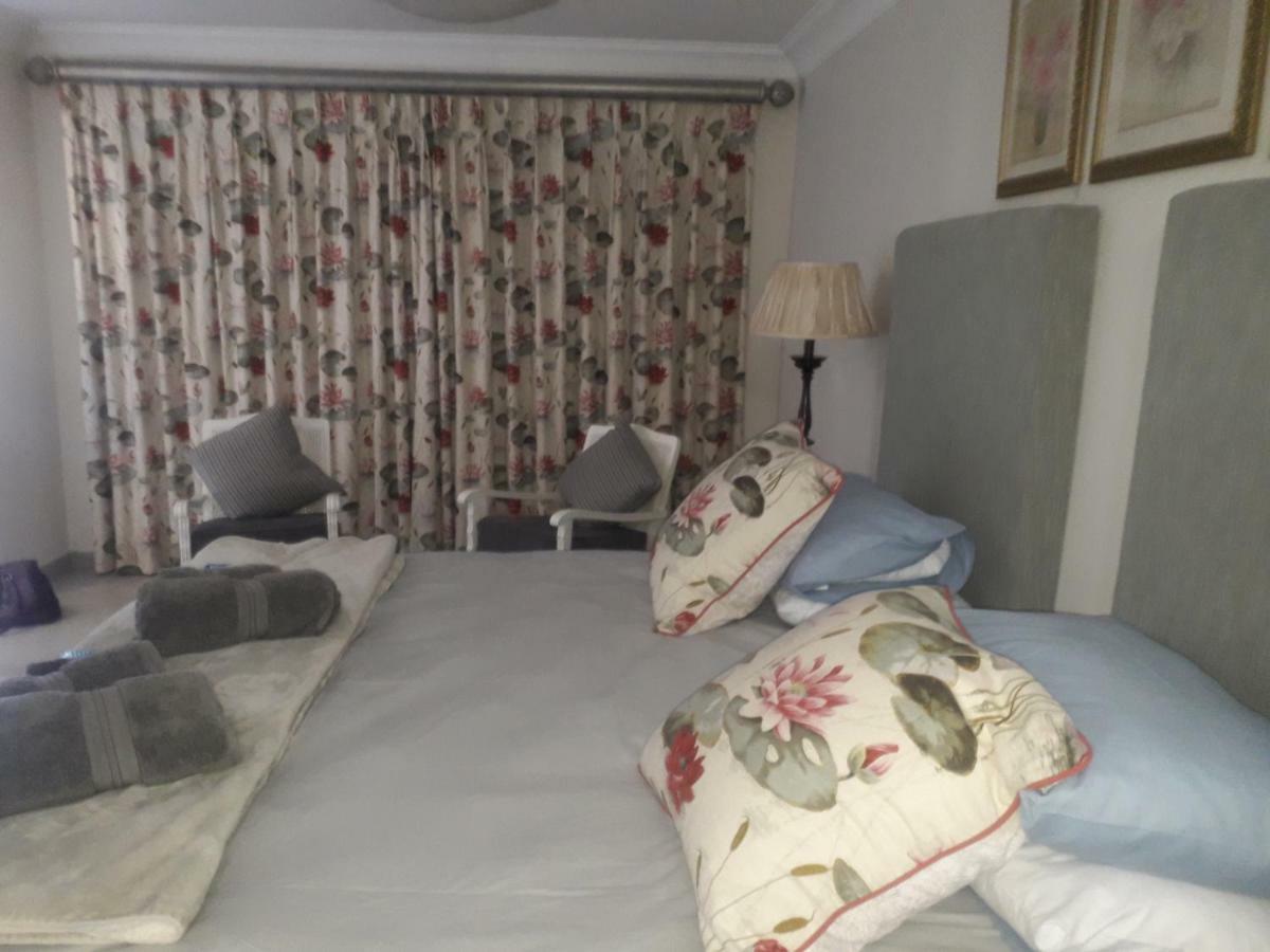 The Bunker Villa Champagne Valley Екстериор снимка